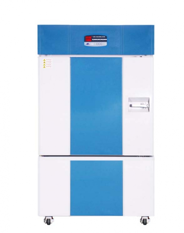 Laboratory incubator used for controlled temperature sample incubation