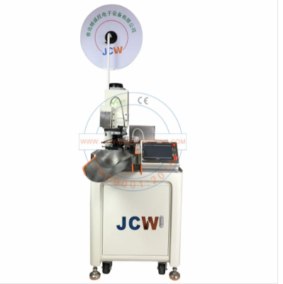 Thiết bị gia công dây điện và dây cáp trong môi trường sản xuất