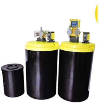 Thiết bị bộ điều khiển phân bón trong hệ thống vận hành online